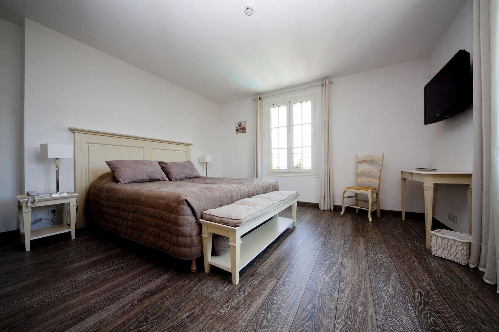 Hotel Beau Site - Cap D'antibes 4*