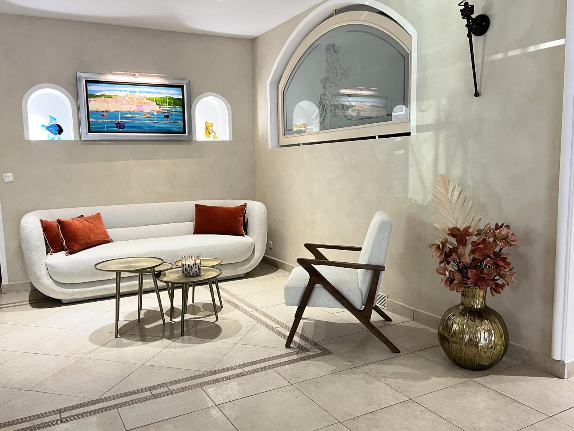 Hotel Beau Site - Cap D'antibes 4*
